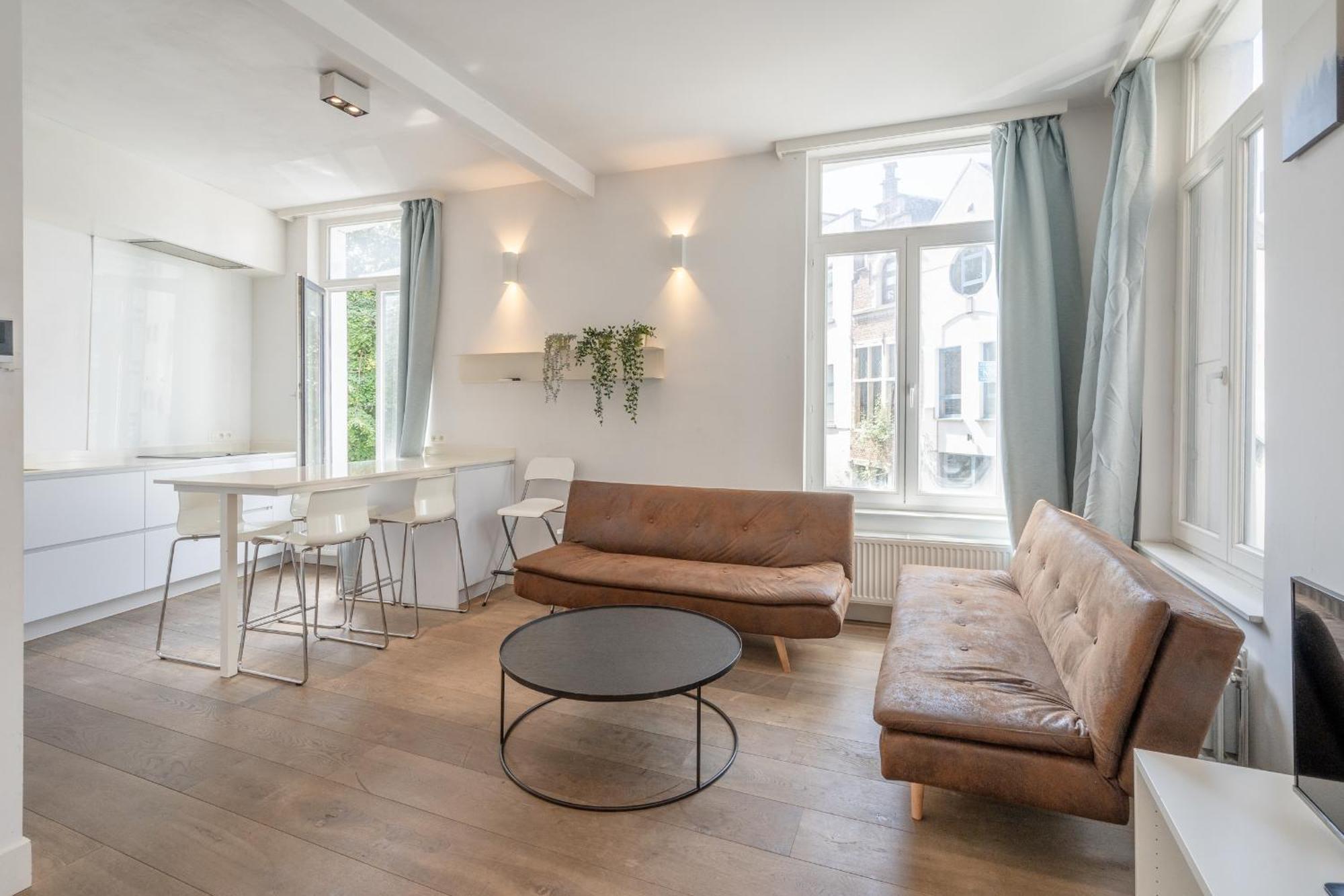 Light Modern Apartment In The Heart Of Αμβέρσα Εξωτερικό φωτογραφία